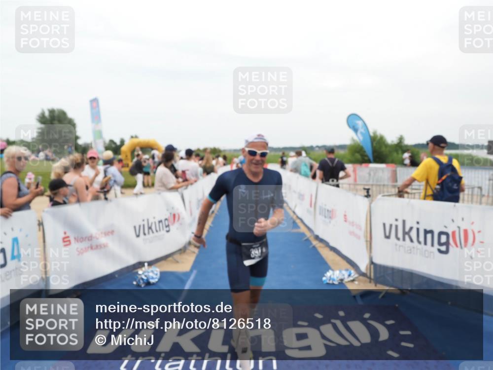 22.06.2025 - Viking Triathlon MichiJ http://msf.ph/oto/8126518 22.06.2025 15:23:16 Ziel 158, 397 meine-sportfotos.de