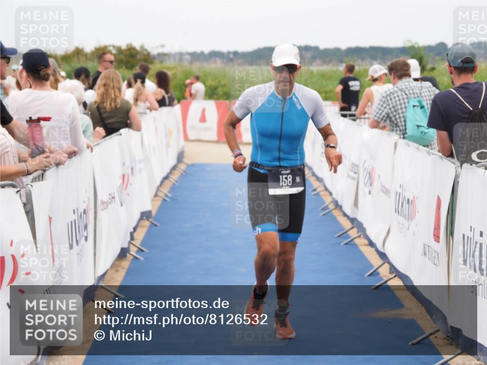 22.06.2025 - Viking Triathlon MichiJ http://msf.ph/oto/8126532 22.06.2025 15:23:18 Ziel 158, 397 meine-sportfotos.de