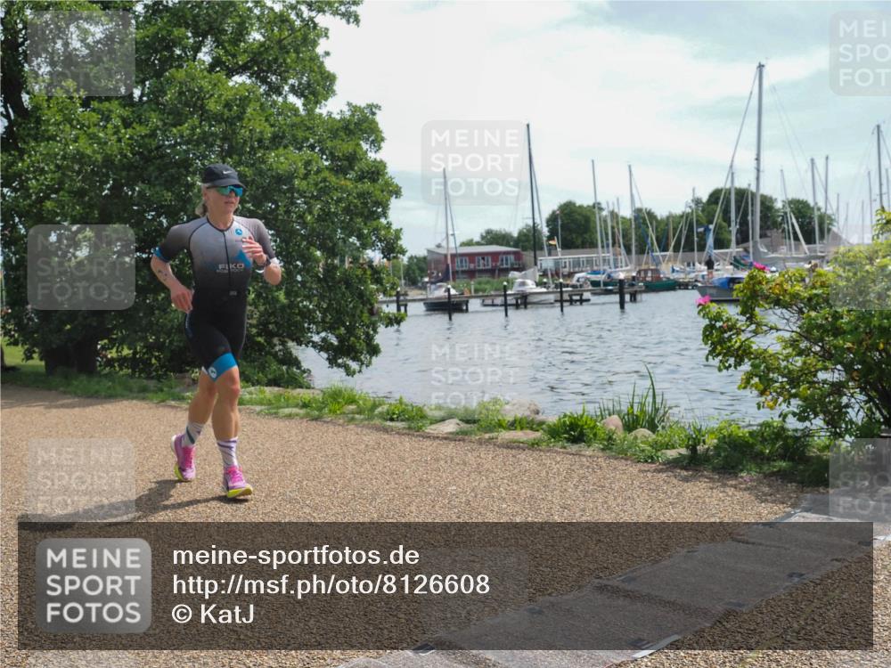 22.06.2025 - Viking Triathlon KatJ http://msf.ph/oto/8126608 22.06.2025 13:09:46 Laufen 12, 616 meine-sportfotos.de