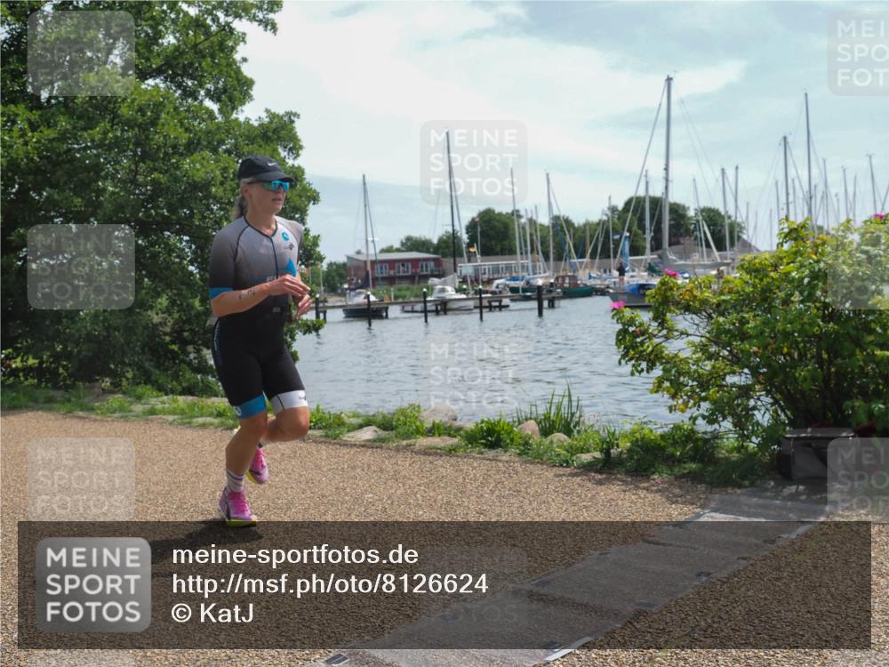 22.06.2025 - Viking Triathlon KatJ http://msf.ph/oto/8126624 22.06.2025 13:09:46 Laufen 12, 616 meine-sportfotos.de