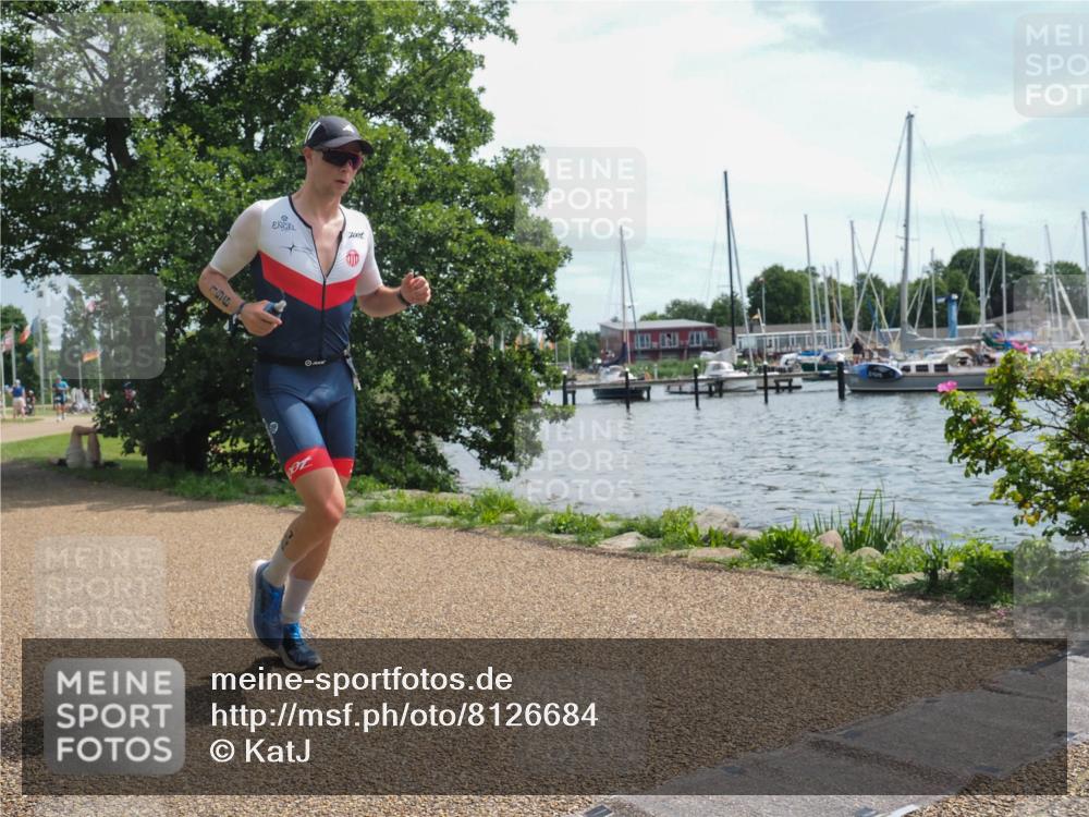 22.06.2025 - Viking Triathlon KatJ http://msf.ph/oto/8126684 22.06.2025 13:09:52 Laufen 196 meine-sportfotos.de