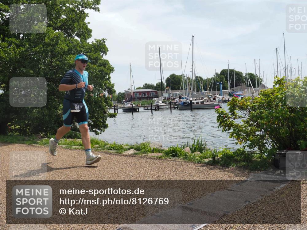 22.06.2025 - Viking Triathlon KatJ http://msf.ph/oto/8126769 22.06.2025 13:10:04 Laufen 124 meine-sportfotos.de