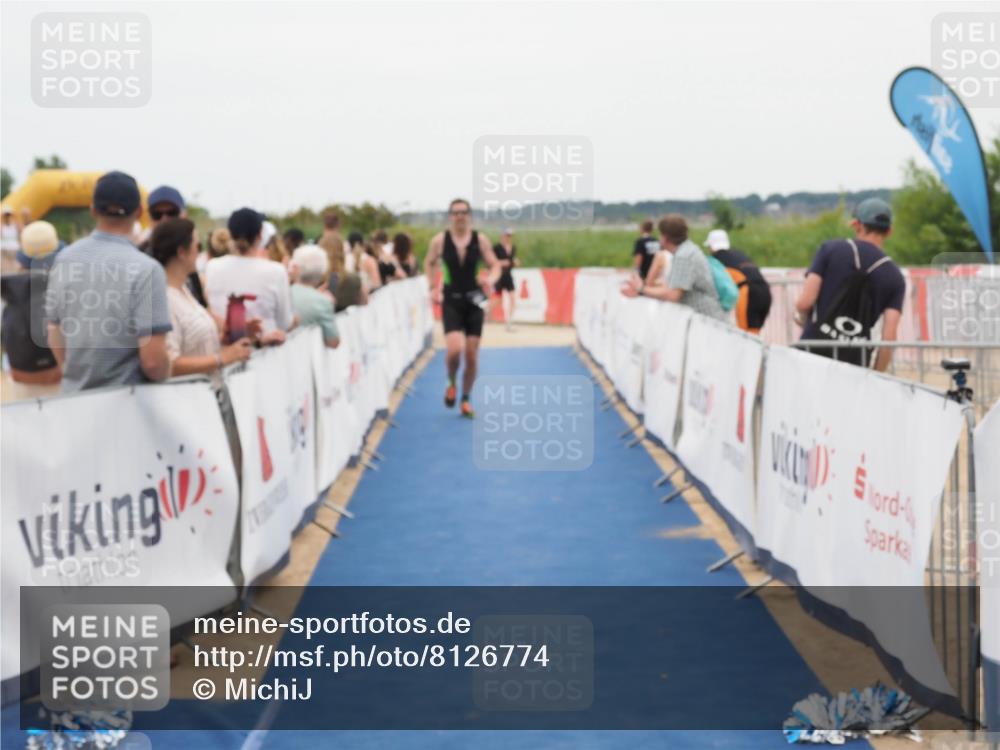 22.06.2025 - Viking Triathlon MichiJ http://msf.ph/oto/8126774 22.06.2025 15:24:07 Ziel 366, 540 meine-sportfotos.de