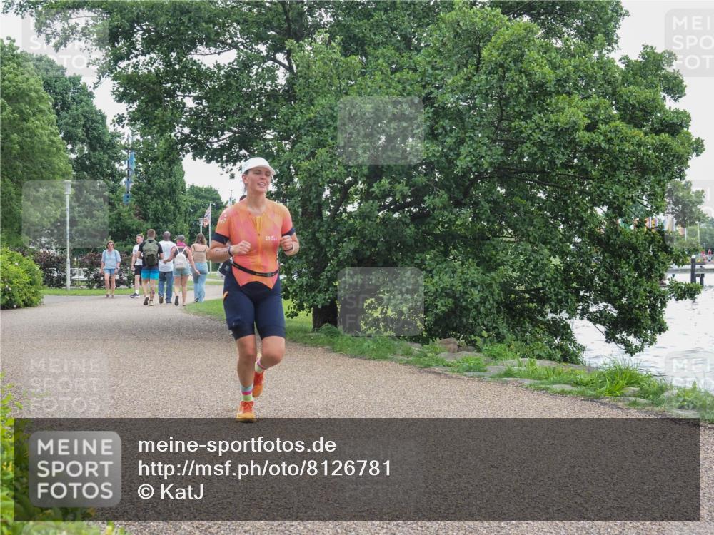 22.06.2025 - Viking Triathlon KatJ http://msf.ph/oto/8126781 22.06.2025 15:30:21 Laufen 130 meine-sportfotos.de