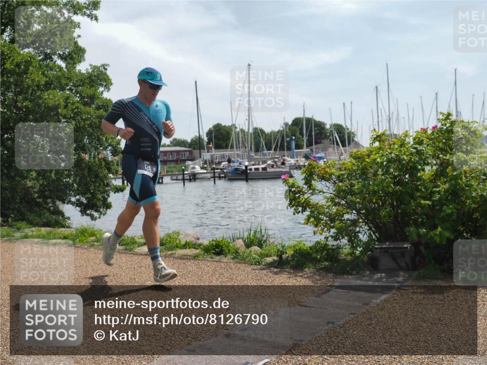 22.06.2025 - Viking Triathlon KatJ http://msf.ph/oto/8126790 22.06.2025 13:10:05 Laufen 124 meine-sportfotos.de