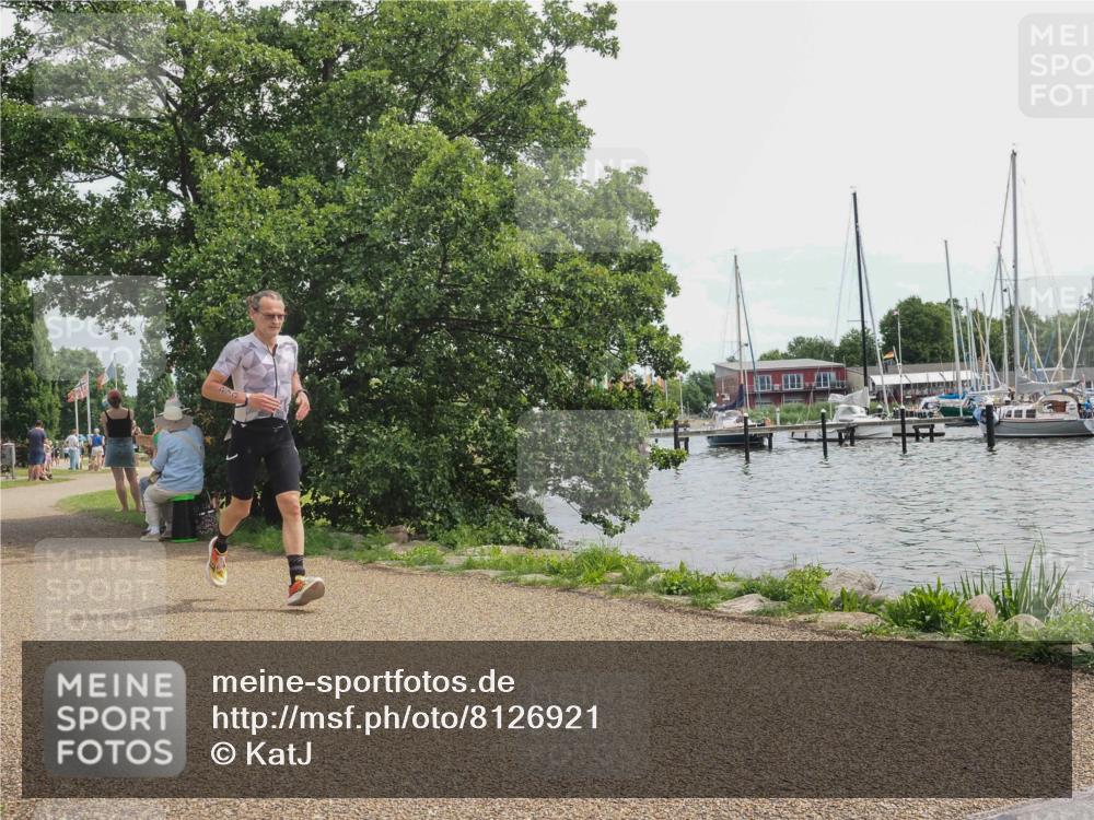 22.06.2025 - Viking Triathlon KatJ http://msf.ph/oto/8126921 22.06.2025 13:48:11 Laufen 273, 299 meine-sportfotos.de