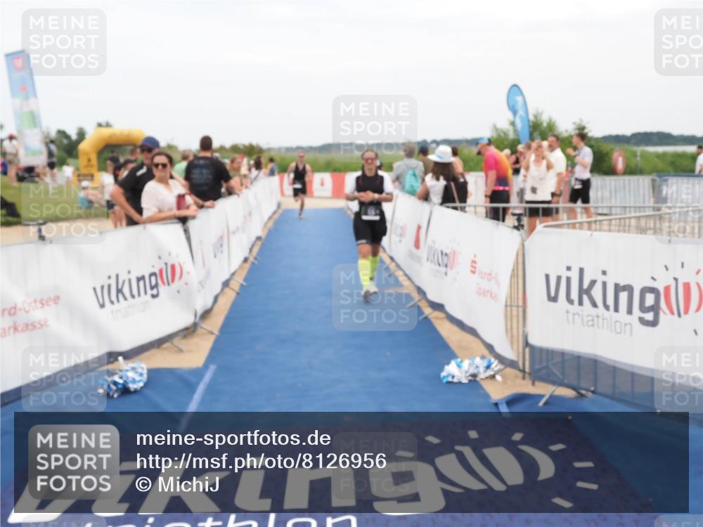 22.06.2025 - Viking Triathlon MichiJ http://msf.ph/oto/8126956 22.06.2025 15:18:31 Ziel 235, 247, 399 meine-sportfotos.de