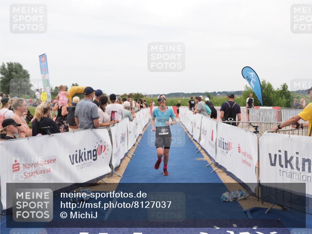 22.06.2025 - Viking Triathlon MichiJ http://msf.ph/oto/8127037 22.06.2025 15:24:18 Ziel 495 meine-sportfotos.de