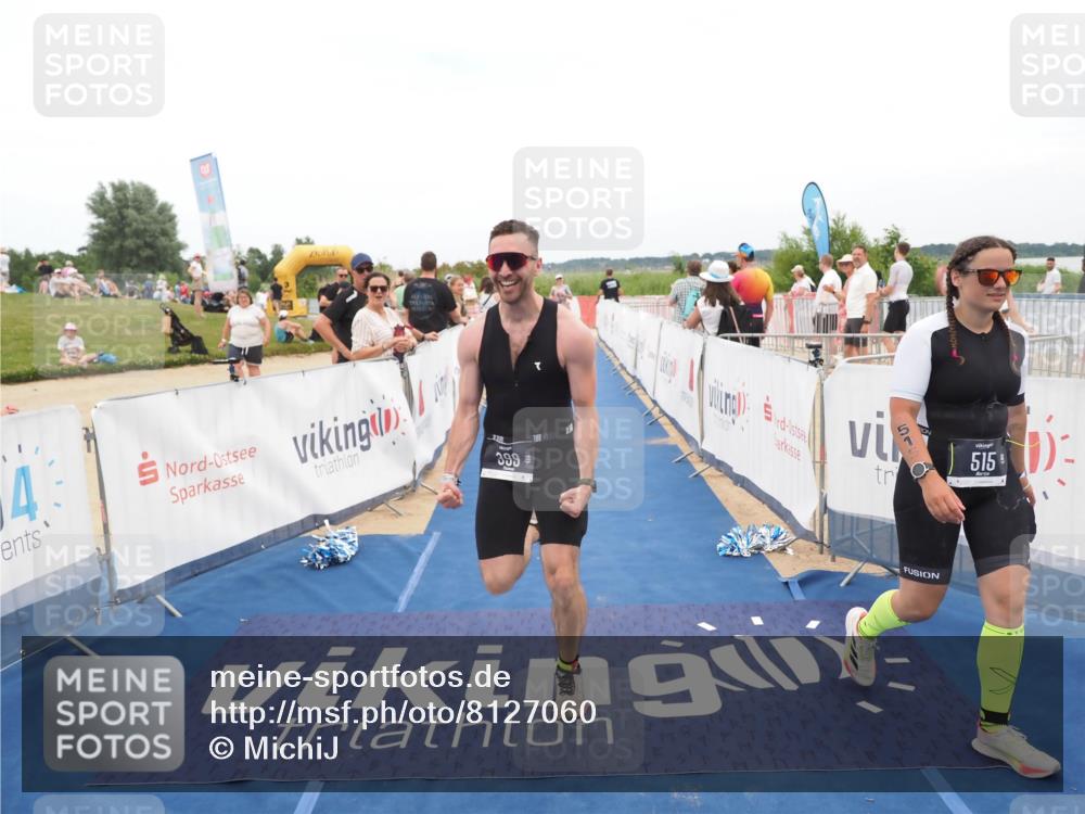 22.06.2025 - Viking Triathlon MichiJ http://msf.ph/oto/8127060 22.06.2025 15:18:34 Ziel 175, 399 meine-sportfotos.de