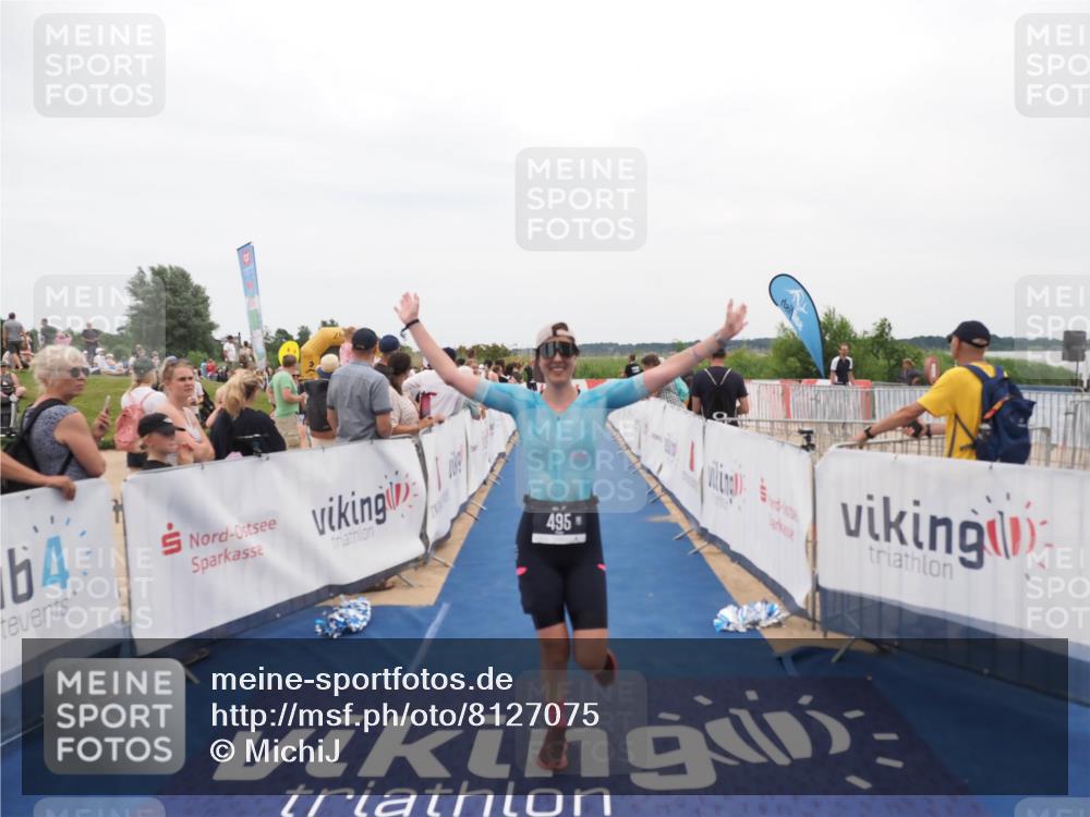 22.06.2025 - Viking Triathlon MichiJ http://msf.ph/oto/8127075 22.06.2025 15:24:19 Ziel 495 meine-sportfotos.de