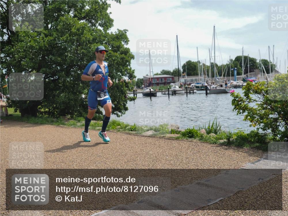 22.06.2025 - Viking Triathlon KatJ http://msf.ph/oto/8127096 22.06.2025 13:11:16 Laufen 135, 278, 611 meine-sportfotos.de