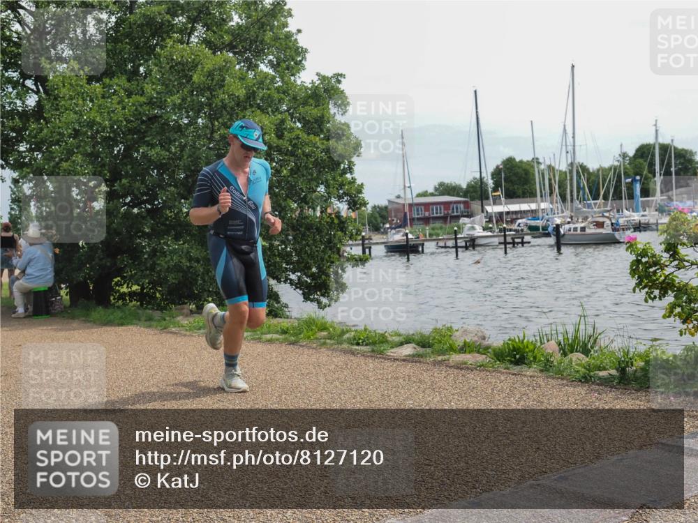 22.06.2025 - Viking Triathlon KatJ http://msf.ph/oto/8127120 22.06.2025 13:48:36 Laufen 124, 438 meine-sportfotos.de