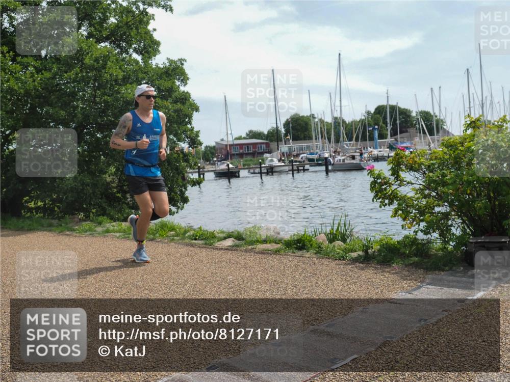 22.06.2025 - Viking Triathlon KatJ http://msf.ph/oto/8127171 22.06.2025 13:11:18 Laufen 135, 611 meine-sportfotos.de