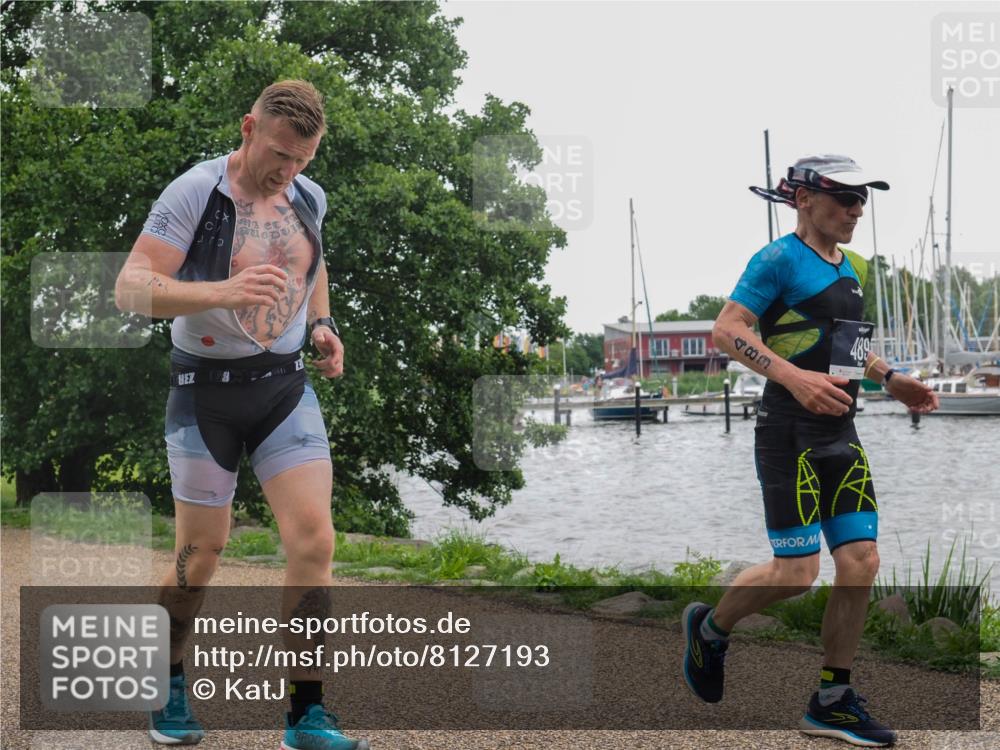 22.06.2025 - Viking Triathlon KatJ http://msf.ph/oto/8127193 22.06.2025 15:31:22 Laufen 76, 489 meine-sportfotos.de