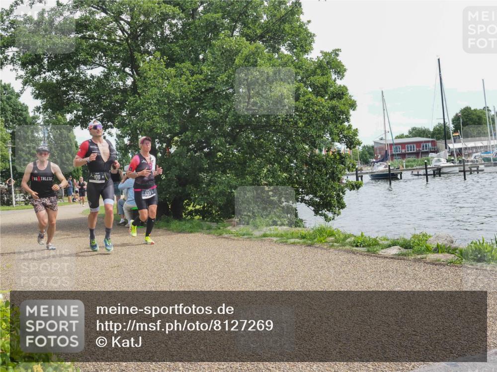 22.06.2025 - Viking Triathlon KatJ http://msf.ph/oto/8127269 22.06.2025 13:48:57 Laufen 100, 317, 451 meine-sportfotos.de