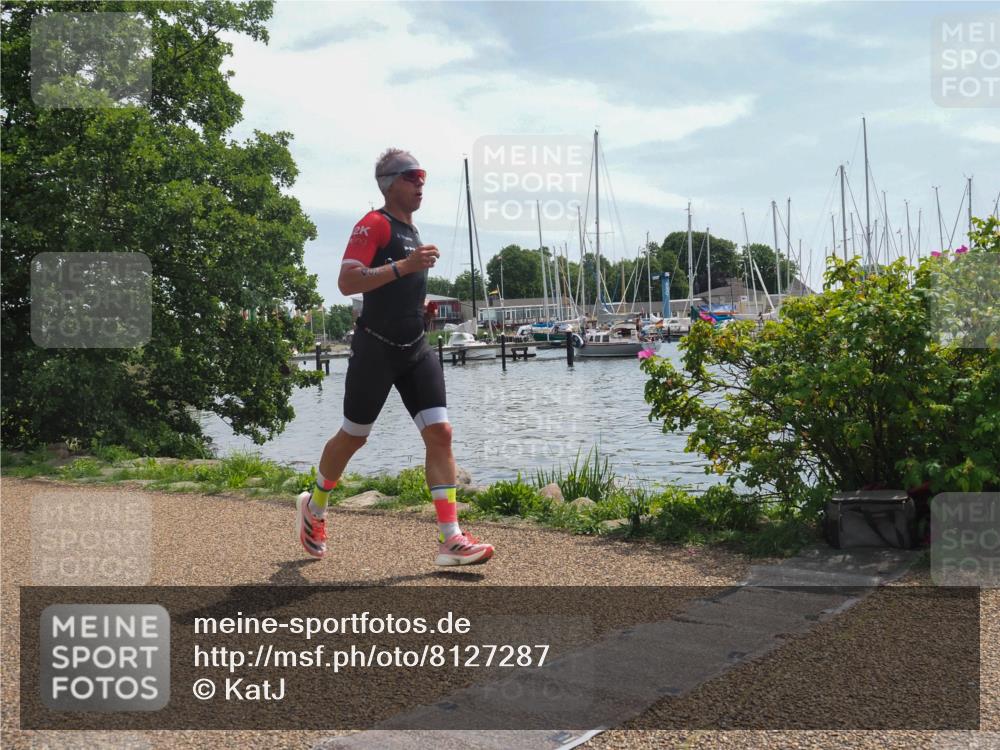 22.06.2025 - Viking Triathlon KatJ http://msf.ph/oto/8127287 22.06.2025 13:11:32 Laufen 491 meine-sportfotos.de