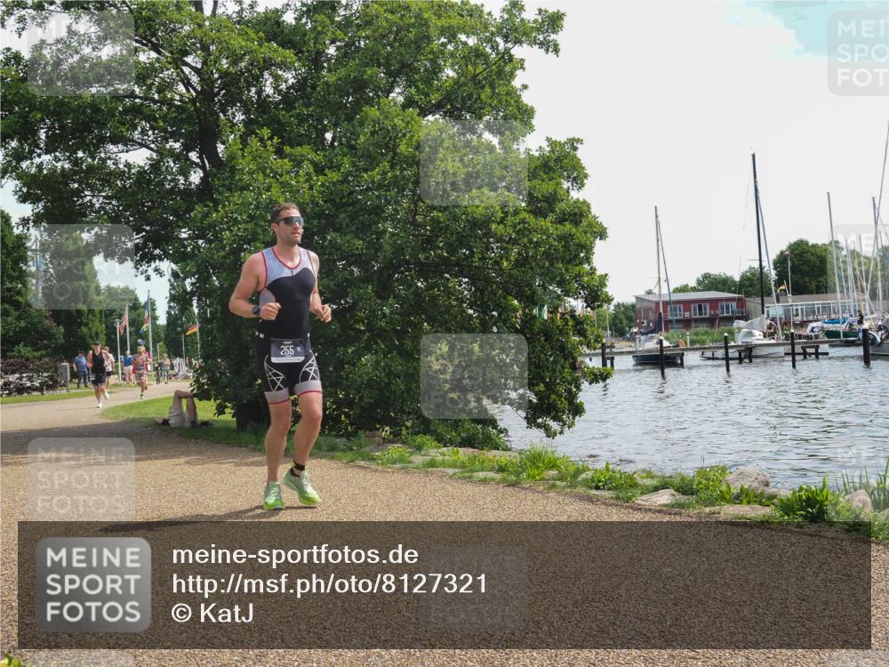 22.06.2025 - Viking Triathlon KatJ http://msf.ph/oto/8127321 22.06.2025 13:11:36 Laufen 255 meine-sportfotos.de