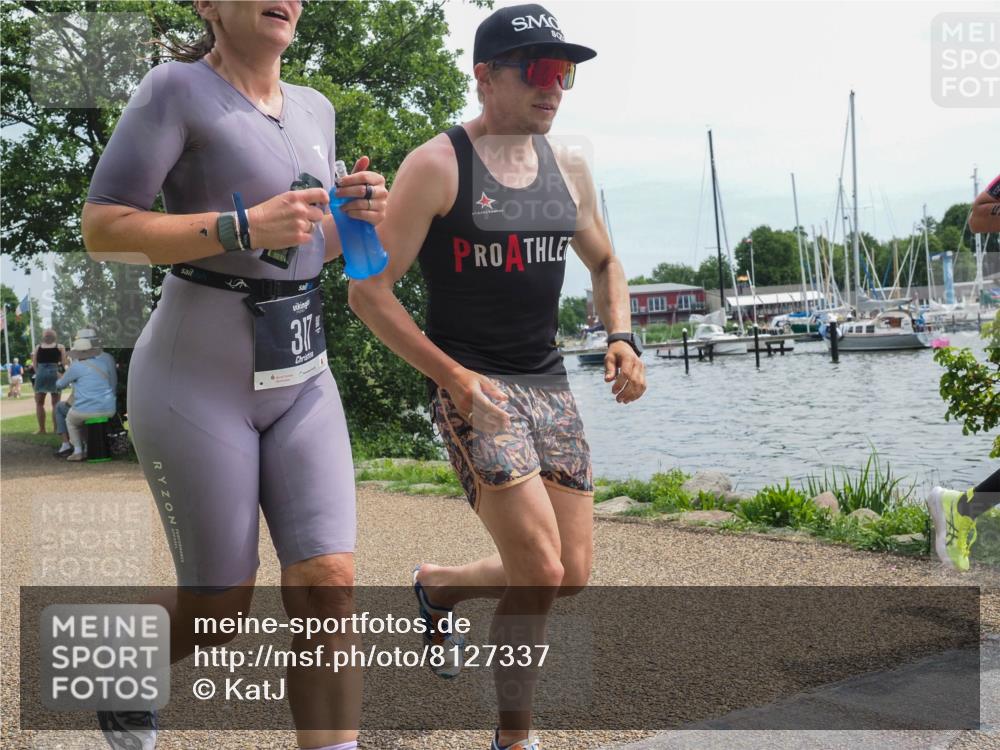 22.06.2025 - Viking Triathlon KatJ http://msf.ph/oto/8127337 22.06.2025 13:49:00 Laufen 100, 317 meine-sportfotos.de