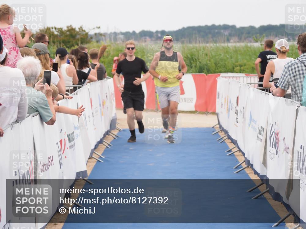 22.06.2025 - Viking Triathlon MichiJ http://msf.ph/oto/8127392 22.06.2025 15:24:40 Ziel 298, 607 meine-sportfotos.de