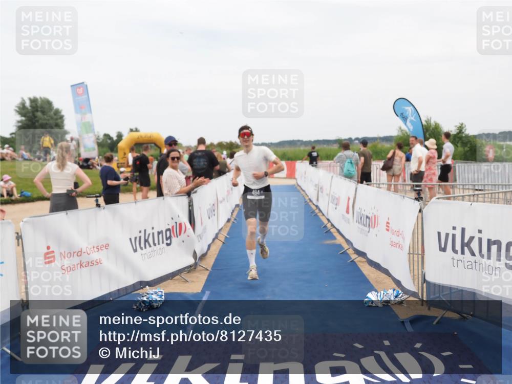 22.06.2025 - Viking Triathlon MichiJ http://msf.ph/oto/8127435 22.06.2025 15:19:18 Ziel 494 meine-sportfotos.de