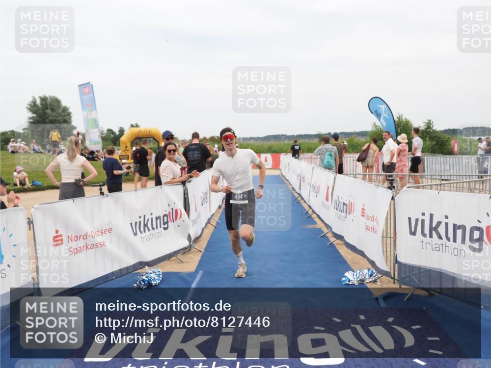 22.06.2025 - Viking Triathlon MichiJ http://msf.ph/oto/8127446 22.06.2025 15:19:18 Ziel 494 meine-sportfotos.de