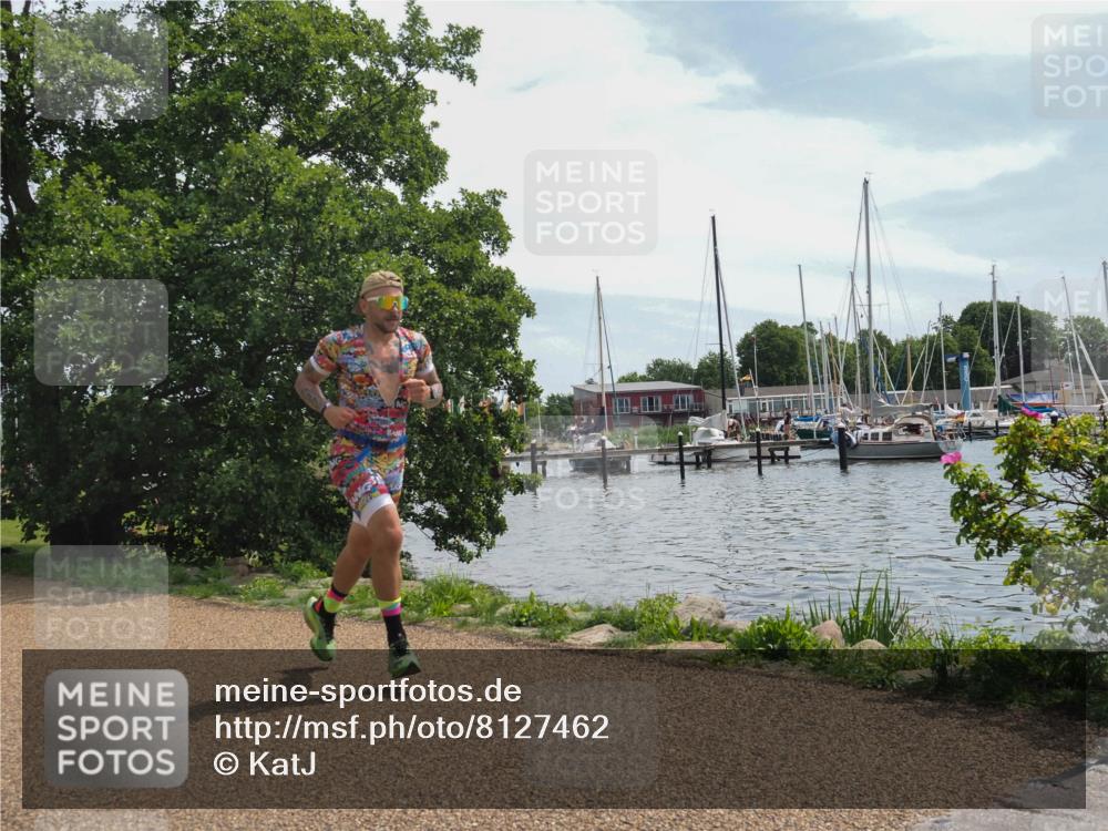 22.06.2025 - Viking Triathlon KatJ http://msf.ph/oto/8127462 22.06.2025 13:11:44 Laufen 374, 517 meine-sportfotos.de