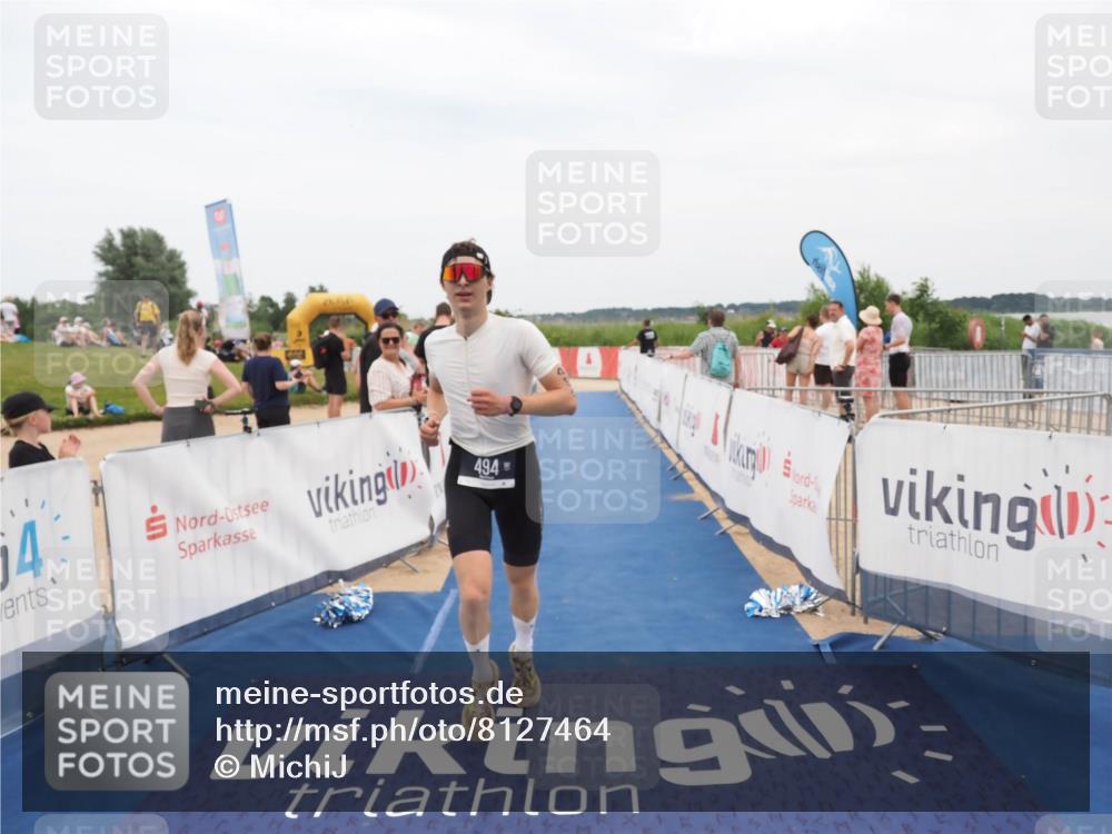 22.06.2025 - Viking Triathlon MichiJ http://msf.ph/oto/8127464 22.06.2025 15:19:19 Ziel 494 meine-sportfotos.de