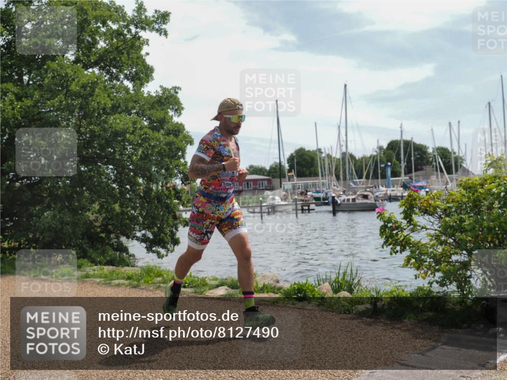 22.06.2025 - Viking Triathlon KatJ http://msf.ph/oto/8127490 22.06.2025 13:11:44 Laufen 374, 517 meine-sportfotos.de