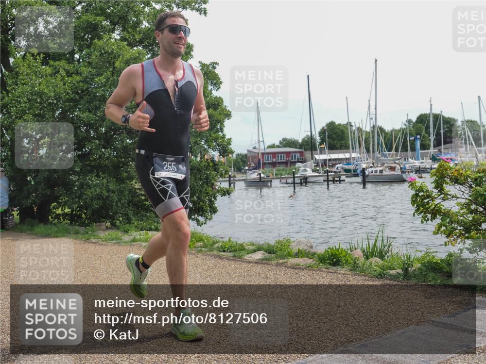 22.06.2025 - Viking Triathlon KatJ http://msf.ph/oto/8127506 22.06.2025 13:49:24 Laufen 19, 88, 255 meine-sportfotos.de