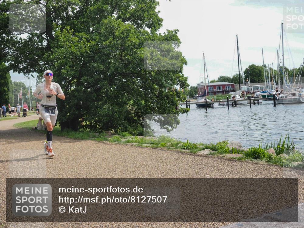 22.06.2025 - Viking Triathlon KatJ http://msf.ph/oto/8127507 22.06.2025 13:12:09 Laufen 19 meine-sportfotos.de