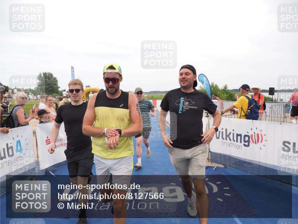22.06.2025 - Viking Triathlon MichiJ http://msf.ph/oto/8127566 22.06.2025 15:24:47 Ziel 210, 607 meine-sportfotos.de