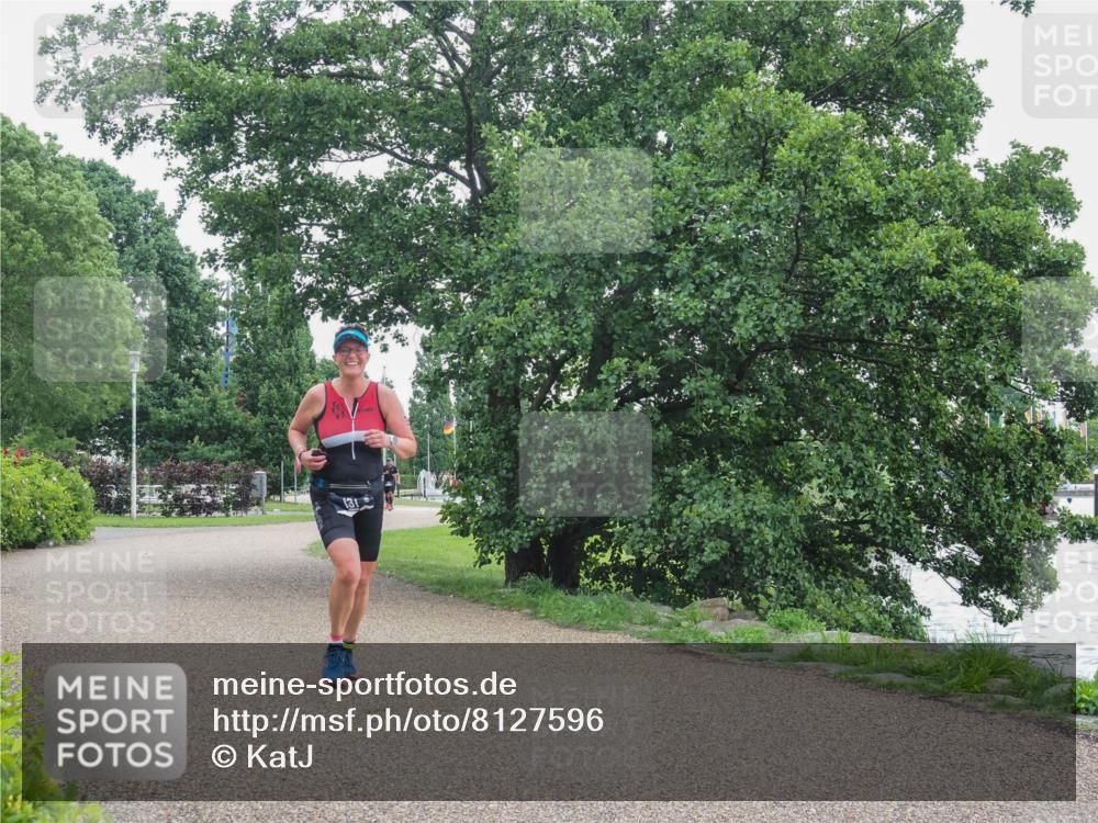 22.06.2025 - Viking Triathlon KatJ http://msf.ph/oto/8127596 22.06.2025 15:32:57 Laufen 131 meine-sportfotos.de