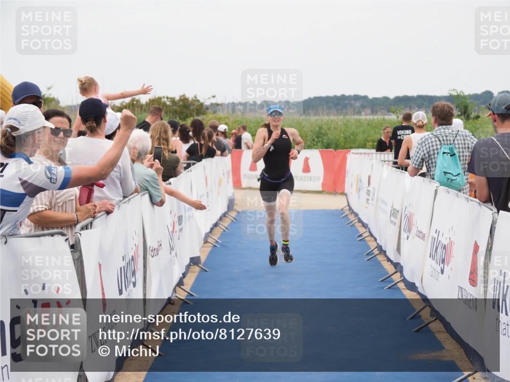 22.06.2025 - Viking Triathlon MichiJ http://msf.ph/oto/8127639 22.06.2025 15:24:54 Ziel 200 meine-sportfotos.de