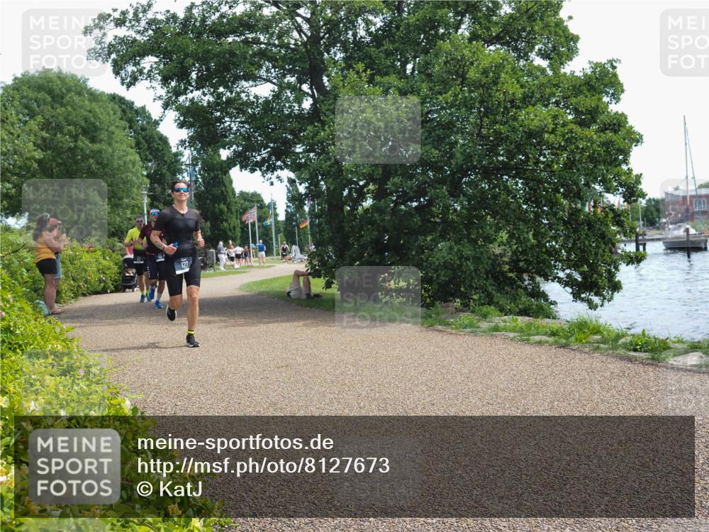 22.06.2025 - Viking Triathlon KatJ http://msf.ph/oto/8127673 22.06.2025 13:12:34 Laufen 53, 127 meine-sportfotos.de