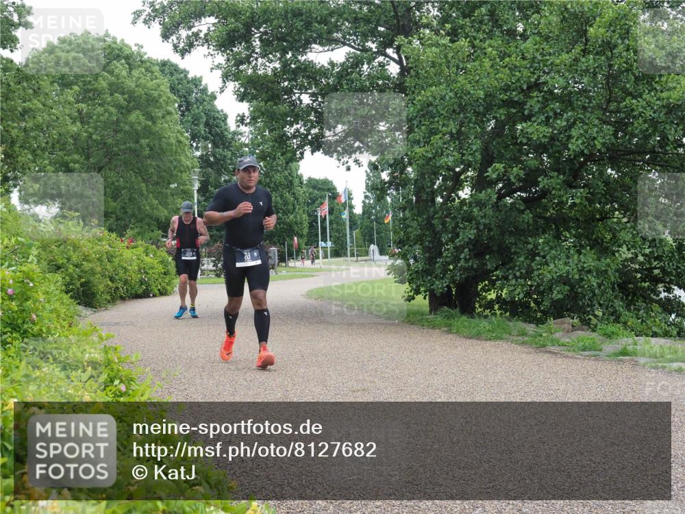 22.06.2025 - Viking Triathlon KatJ http://msf.ph/oto/8127682 22.06.2025 15:33:15 Laufen 83 meine-sportfotos.de