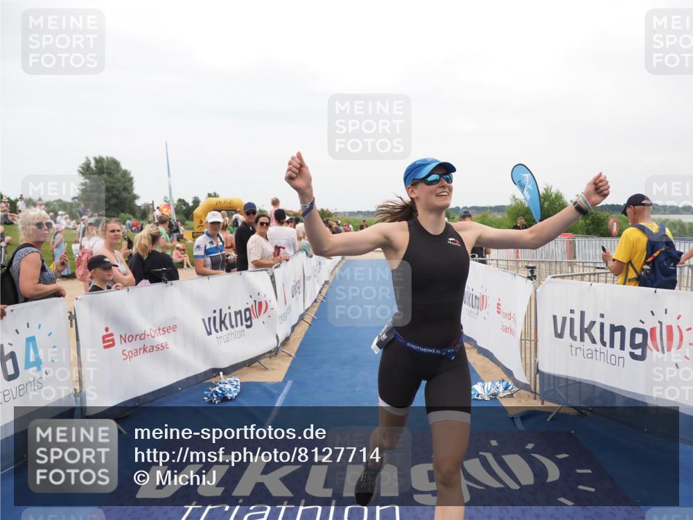 22.06.2025 - Viking Triathlon MichiJ http://msf.ph/oto/8127714 22.06.2025 15:24:57 Ziel 200 meine-sportfotos.de
