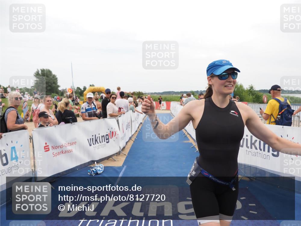 22.06.2025 - Viking Triathlon MichiJ http://msf.ph/oto/8127720 22.06.2025 15:24:58 Ziel 200 meine-sportfotos.de