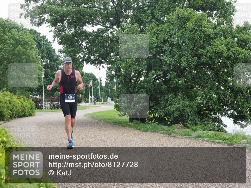 22.06.2025 - Viking Triathlon KatJ http://msf.ph/oto/8127728 22.06.2025 15:33:19 Laufen 83, 308 meine-sportfotos.de