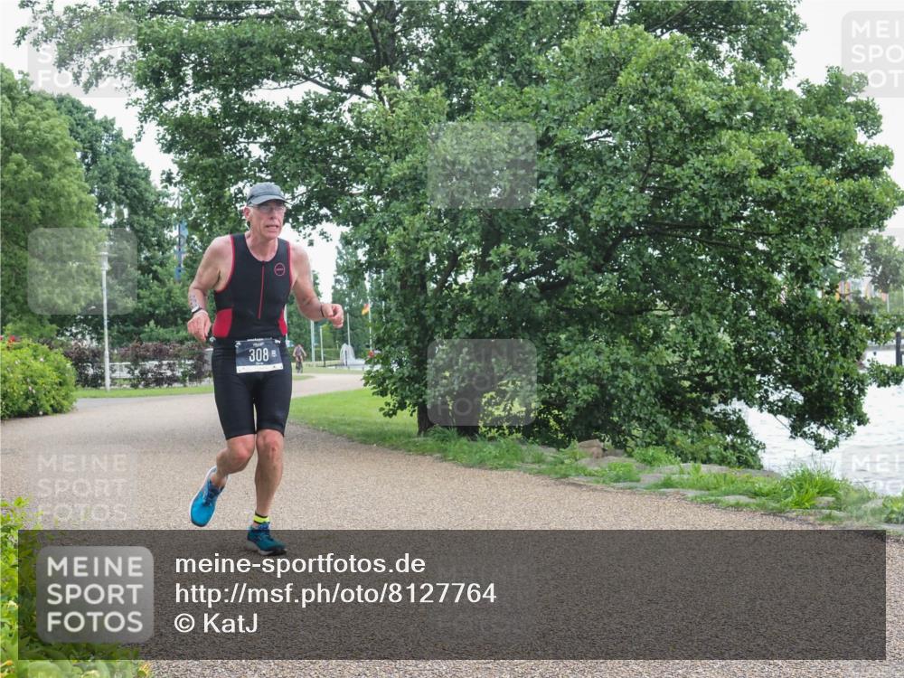 22.06.2025 - Viking Triathlon KatJ http://msf.ph/oto/8127764 22.06.2025 15:33:19 Laufen 83, 308 meine-sportfotos.de