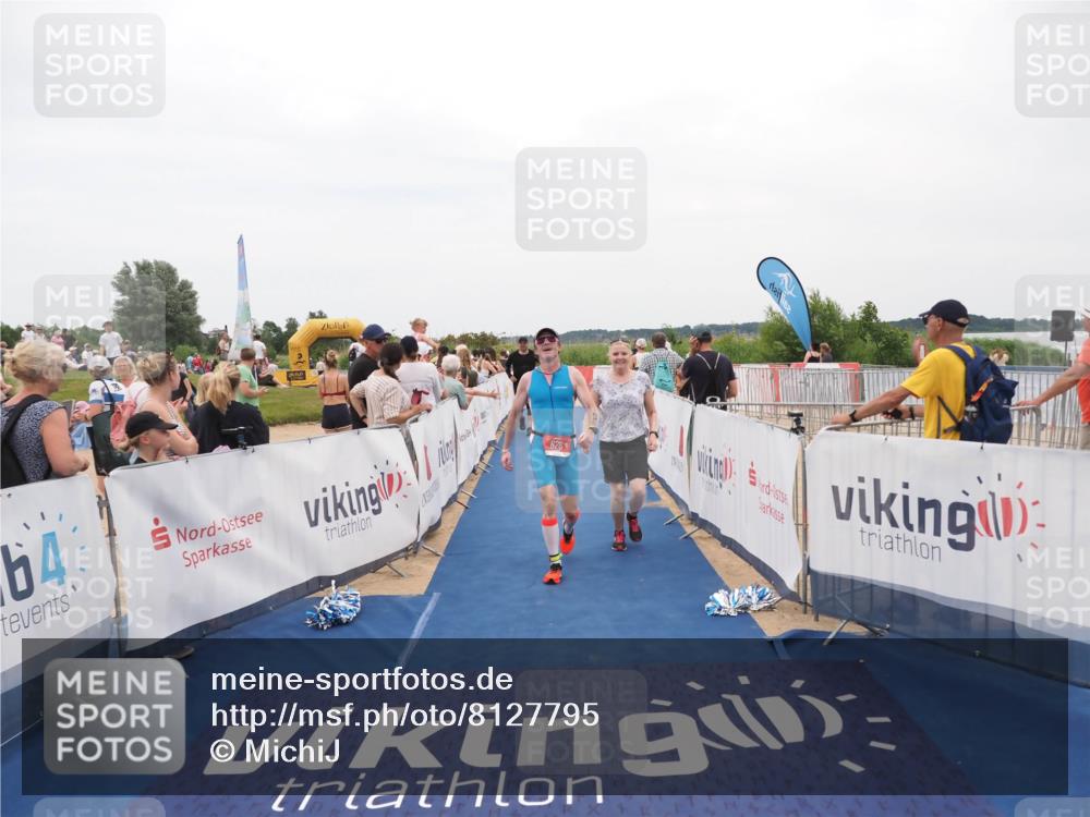 22.06.2025 - Viking Triathlon MichiJ http://msf.ph/oto/8127795 22.06.2025 15:25:13 Ziel 626 meine-sportfotos.de