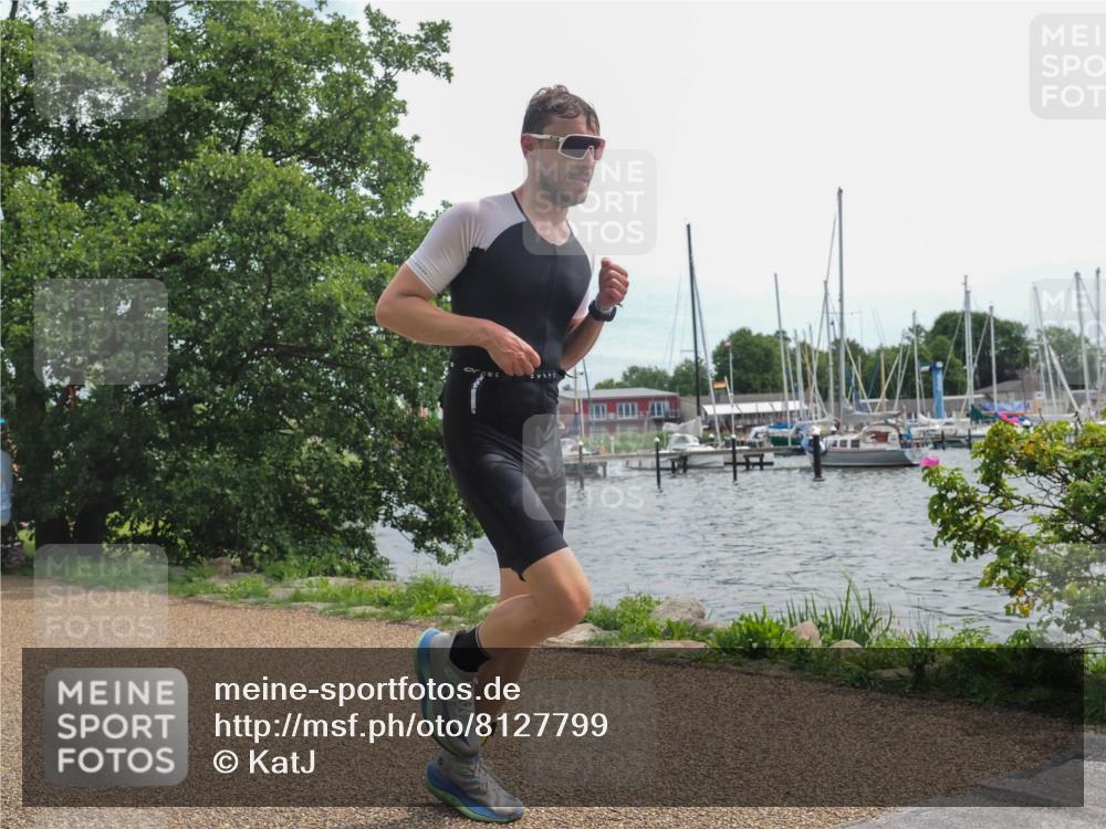 22.06.2025 - Viking Triathlon KatJ http://msf.ph/oto/8127799 22.06.2025 13:49:54 Laufen 127, 233 meine-sportfotos.de