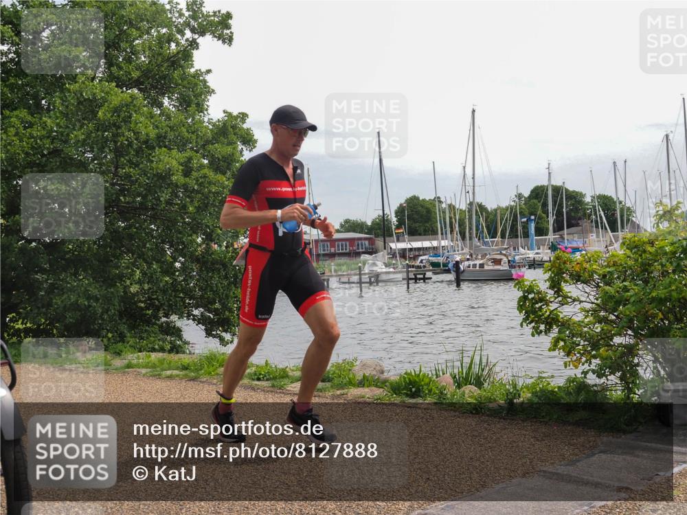 22.06.2025 - Viking Triathlon KatJ http://msf.ph/oto/8127888 22.06.2025 13:50:23 Laufen 615 meine-sportfotos.de
