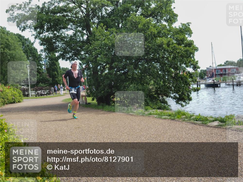 22.06.2025 - Viking Triathlon KatJ http://msf.ph/oto/8127901 22.06.2025 13:13:00 Laufen 98 meine-sportfotos.de