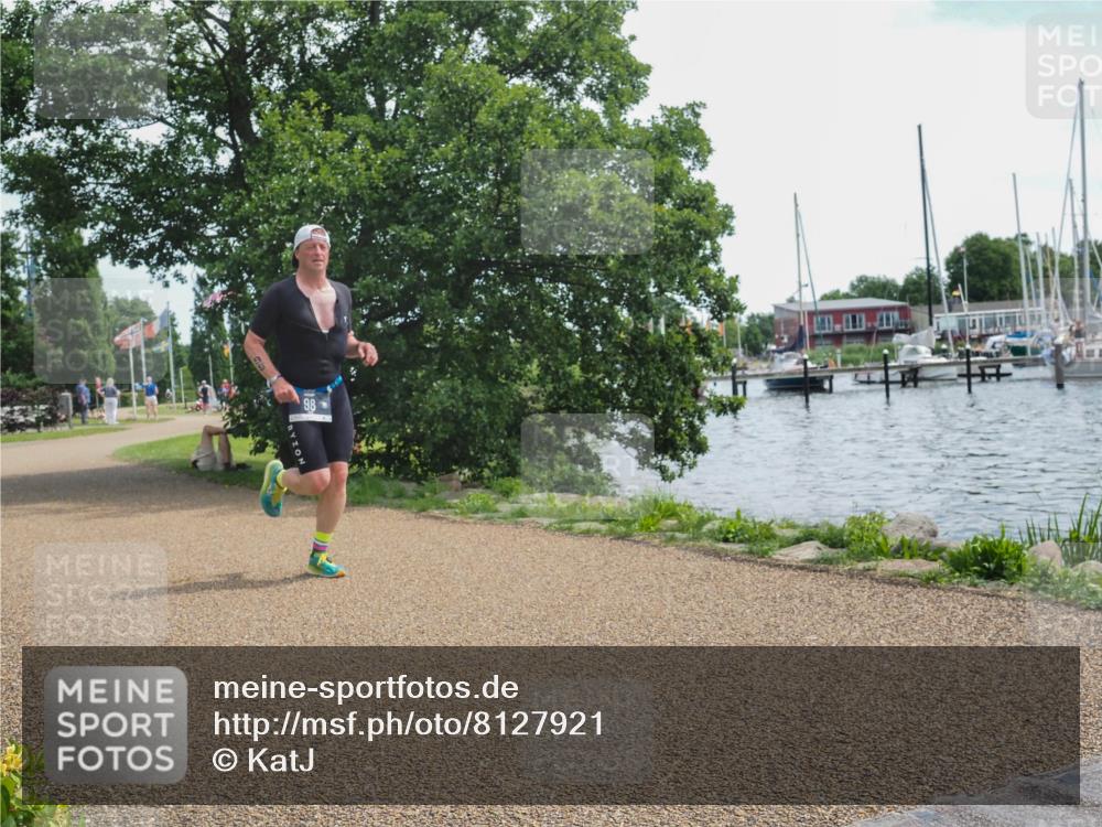 22.06.2025 - Viking Triathlon KatJ http://msf.ph/oto/8127921 22.06.2025 13:13:00 Laufen 98 meine-sportfotos.de