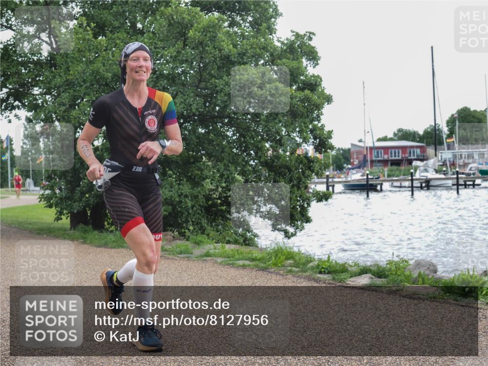 22.06.2025 - Viking Triathlon KatJ http://msf.ph/oto/8127956 22.06.2025 15:34:43 Laufen 425 meine-sportfotos.de