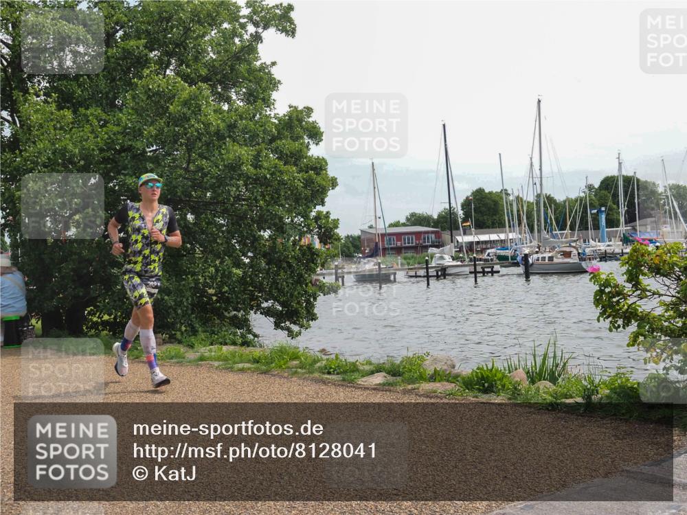 22.06.2025 - Viking Triathlon KatJ http://msf.ph/oto/8128041 22.06.2025 13:51:29 Laufen 368 meine-sportfotos.de