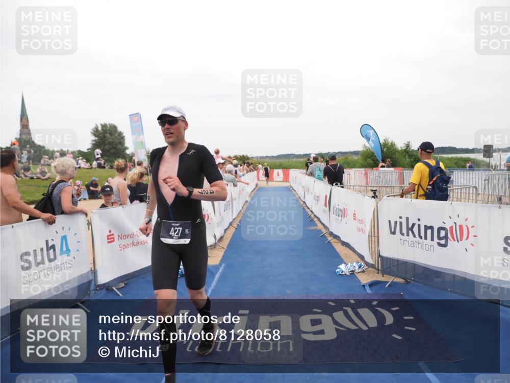 22.06.2025 - Viking Triathlon MichiJ http://msf.ph/oto/8128058 22.06.2025 15:25:46 Ziel 22, 427 meine-sportfotos.de