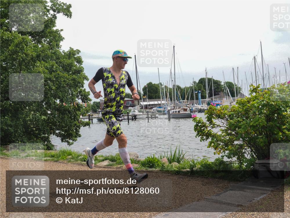 22.06.2025 - Viking Triathlon KatJ http://msf.ph/oto/8128060 22.06.2025 13:51:29 Laufen 368 meine-sportfotos.de