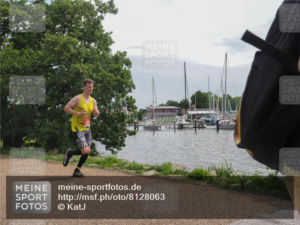 22.06.2025 - Viking Triathlon KatJ http://msf.ph/oto/8128063 22.06.2025 13:51:34 Laufen 604 meine-sportfotos.de
