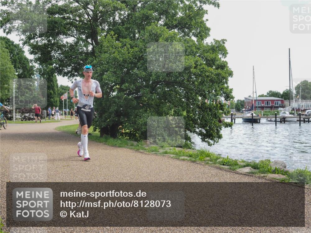 22.06.2025 - Viking Triathlon KatJ http://msf.ph/oto/8128073 22.06.2025 13:13:27 Laufen 455 meine-sportfotos.de